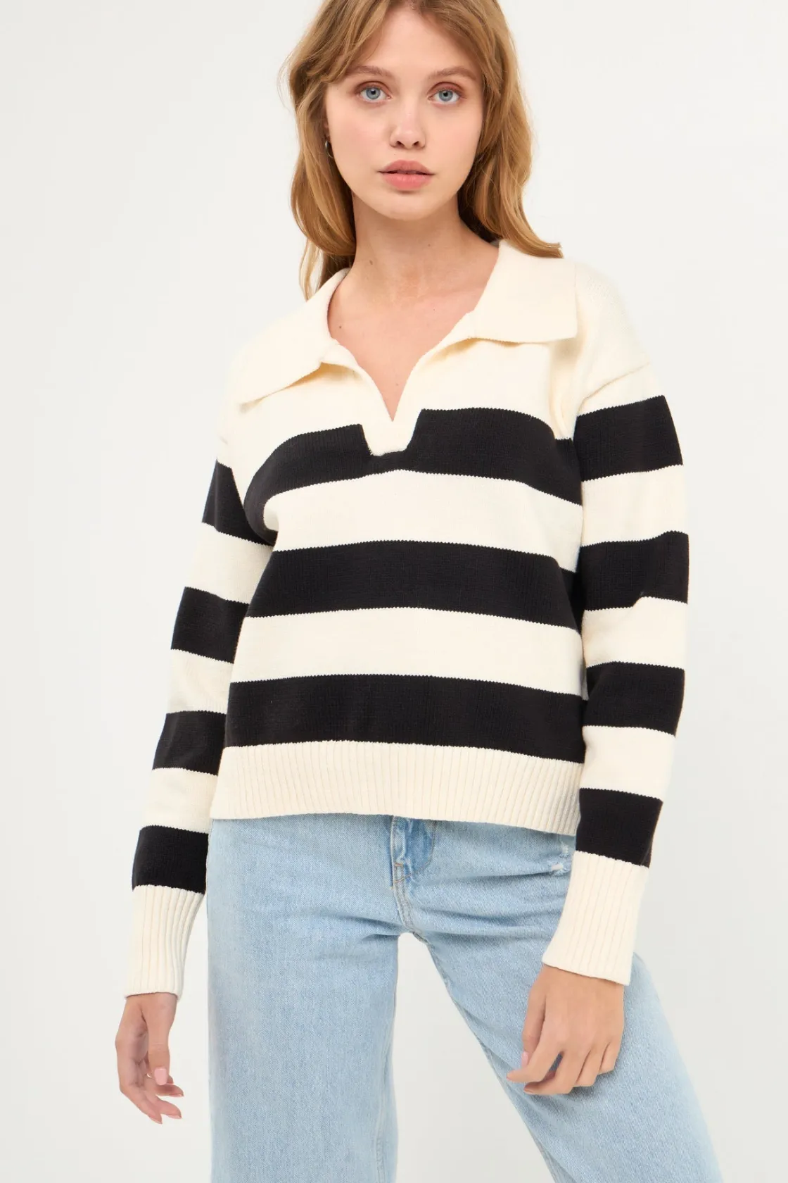 english_factory__stripe_v_3.webp ENGLISH FACTORY Sweaters & Knits | Tops*- Stripe V-neckline with Collar Sweater CREAM/BLACK