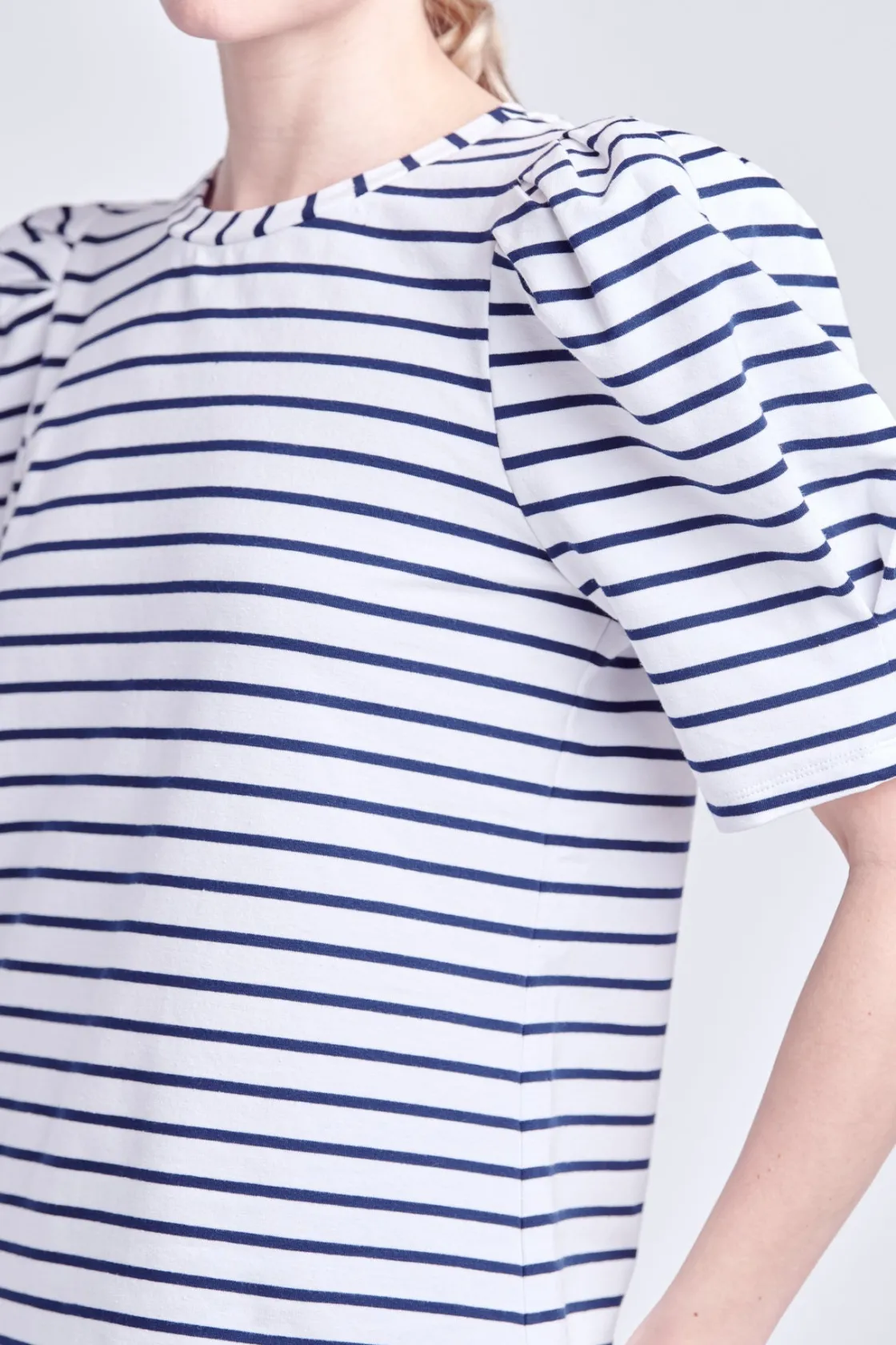 english_factory__stripe_w_20.webp ENGLISH FACTORY Tops*- Stripe Women Knit Shirt