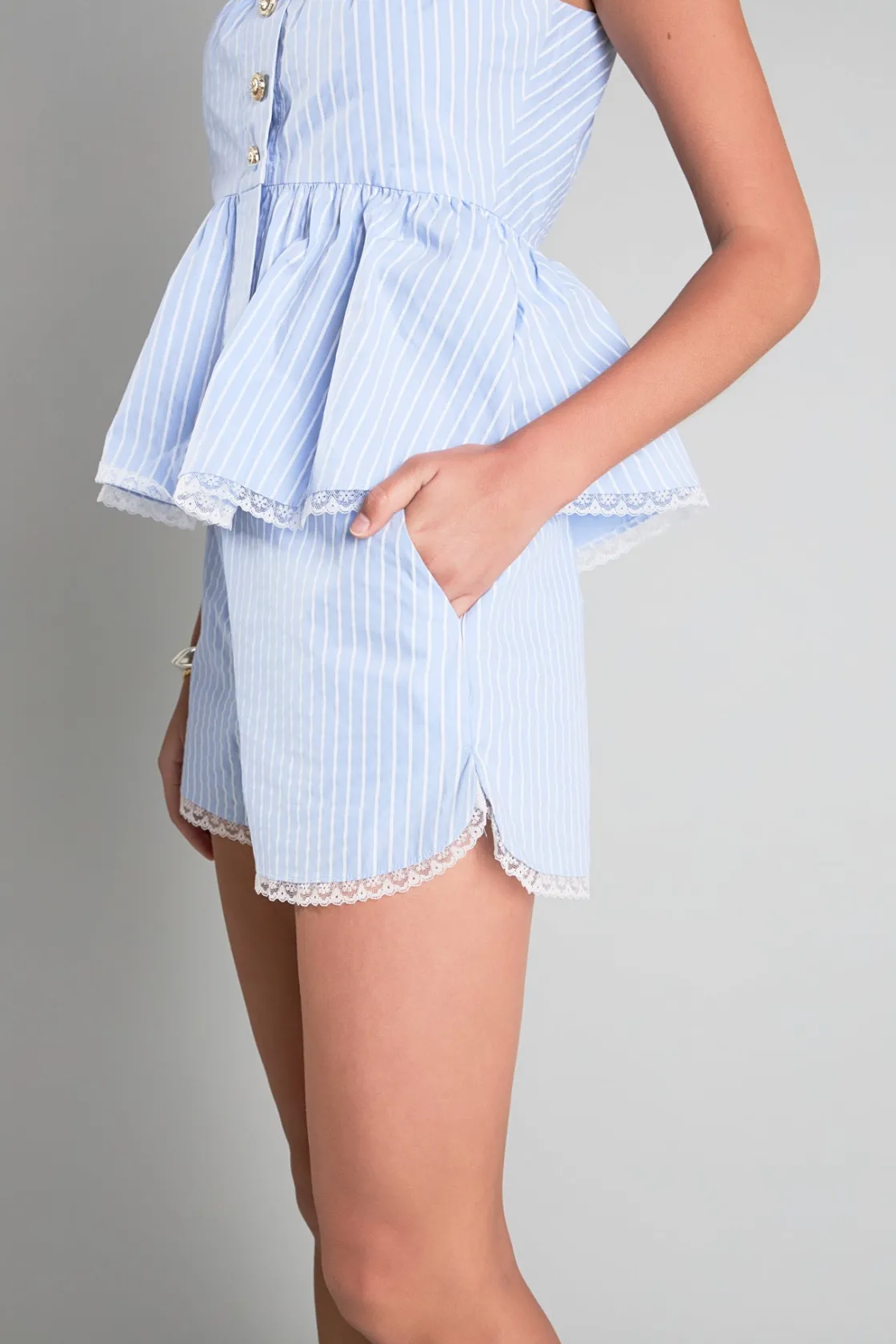english_factory__striped__0-29.webp ENGLISH FACTORY Matching Sets | Shorts & Skorts*- Striped Shorts BLUE/WHITE