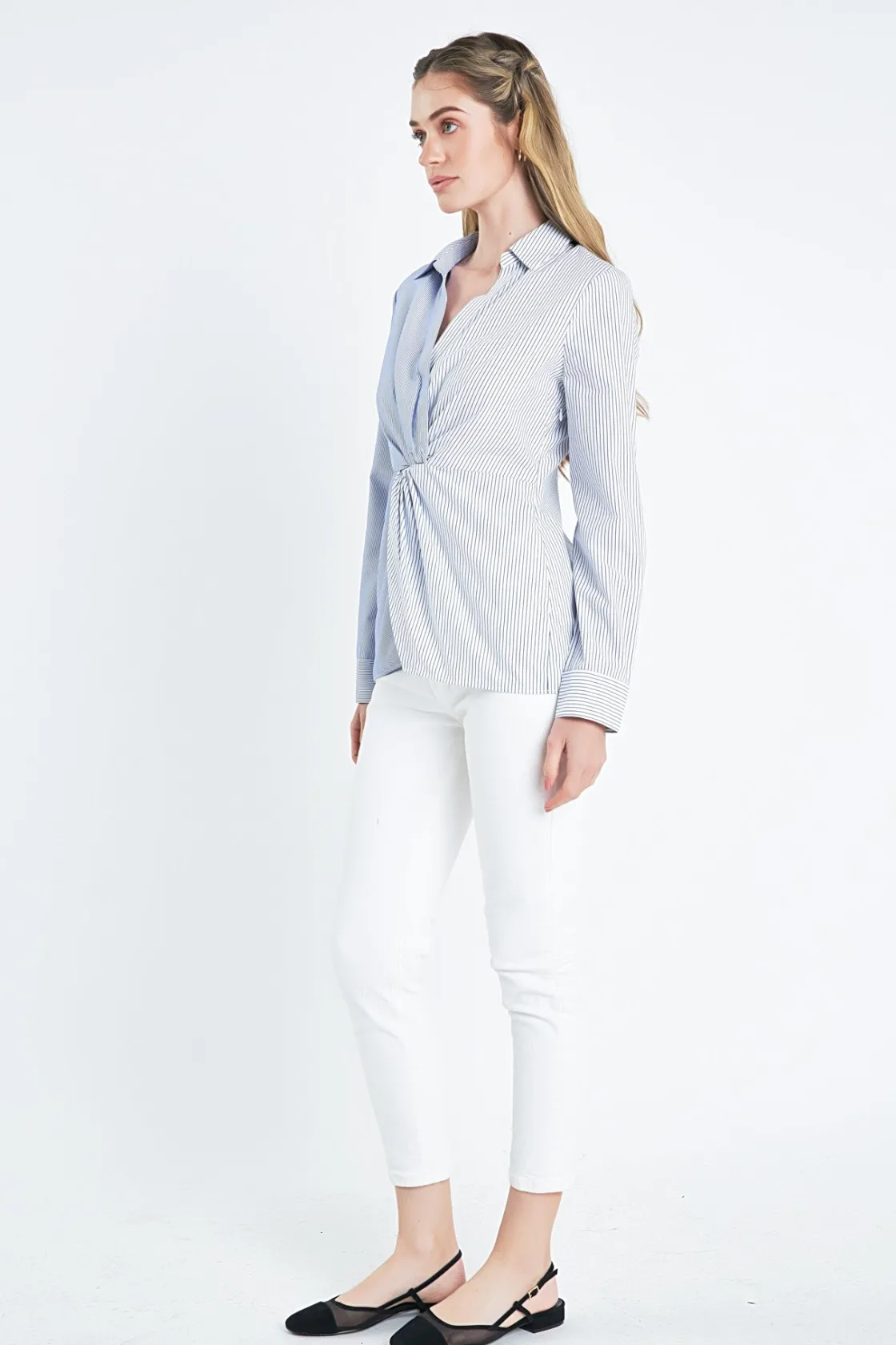 english_factory__striped__1-11.webp ENGLISH FACTORY Tops*- Striped Combo Twist Front Shirt WHITE/BLUE