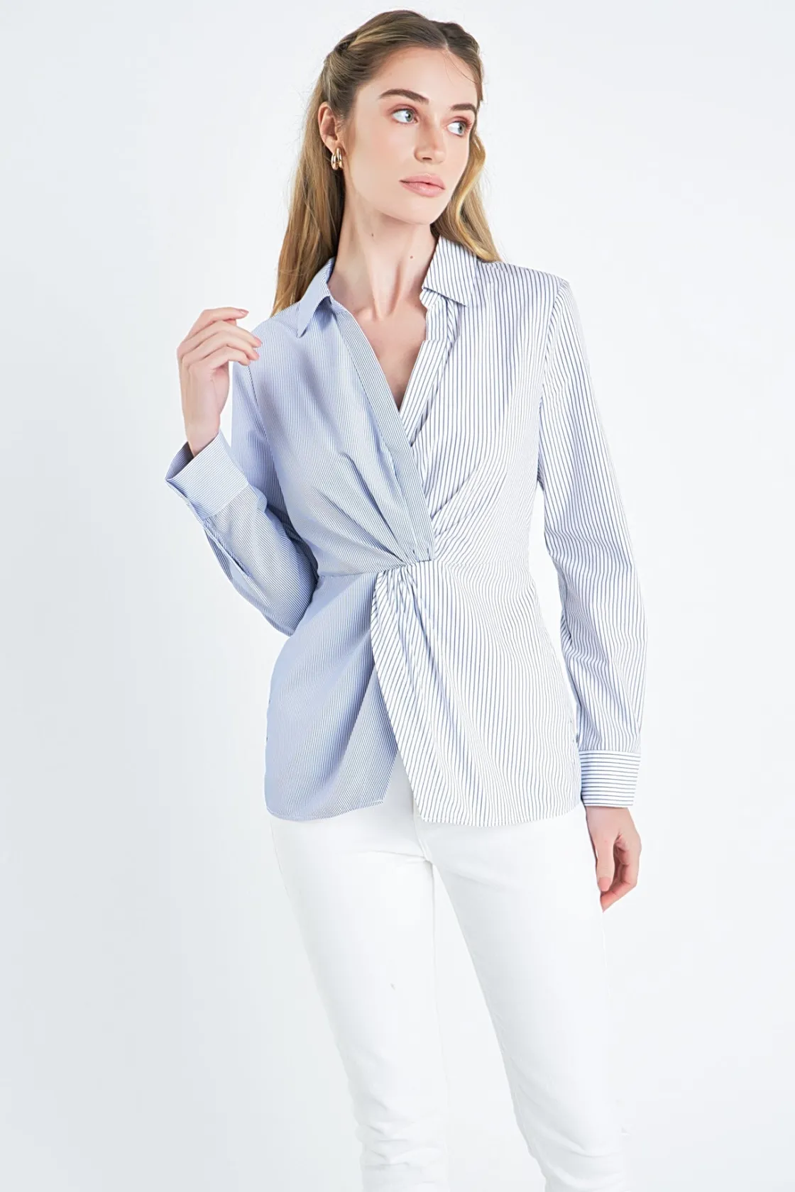 english_factory__striped__3-11.webp ENGLISH FACTORY Tops*- Striped Combo Twist Front Shirt WHITE/BLUE