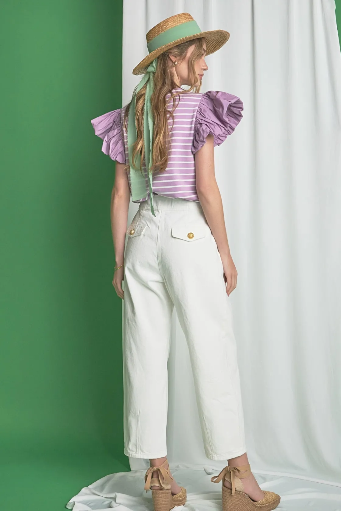 english_factory__striped__3-3.webp ENGLISH FACTORY Tops*- Striped Knit with Poplin Puff Sleeve Top