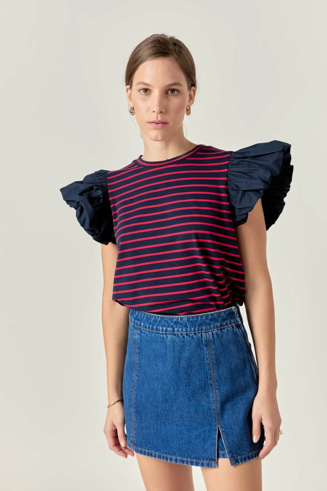 english_factory__striped__4-1.webp ENGLISH FACTORY Tops*- Striped Knit with Poplin Puff Sleeve Top