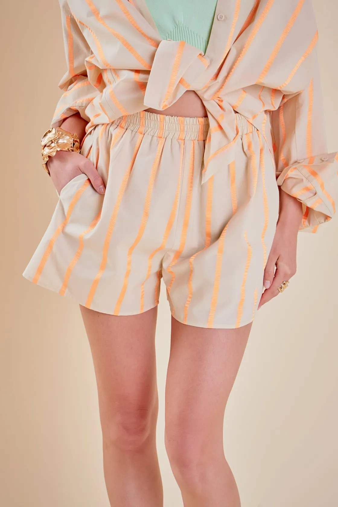 english_factory__tape_str_3-1.webp ENGLISH FACTORY Matching Sets*- Tape Stripe Shorts BEIGE/ORANGE