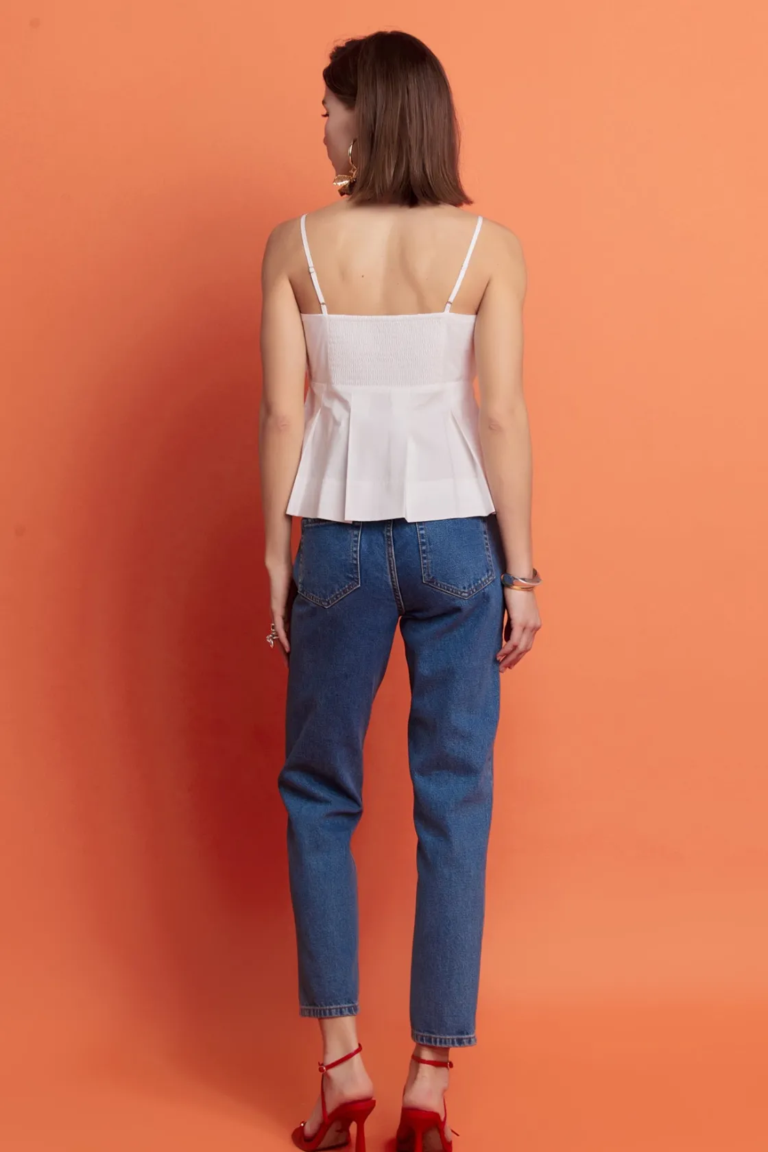 english_factory__tie_slee_2.webp ENGLISH FACTORY Tops*- Tie Sleeveless Peplum Top WHITE