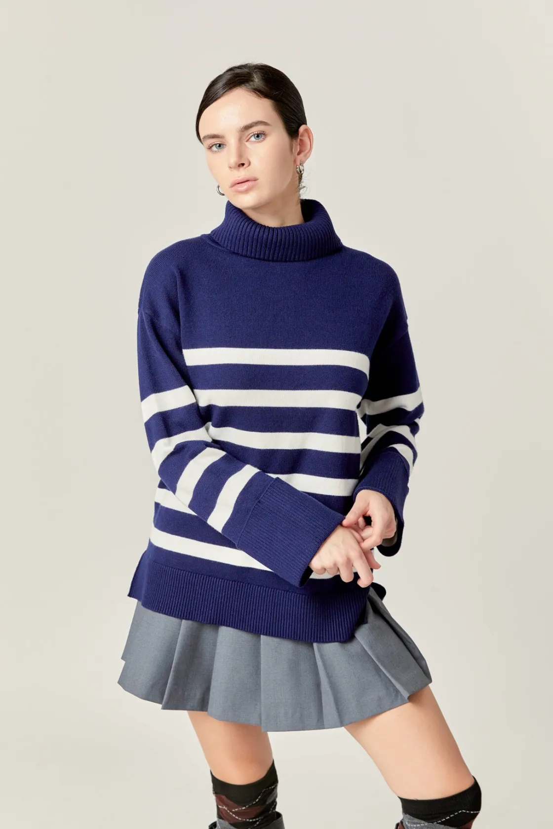 english_factory__turtle_n_3-1.webp ENGLISH FACTORY Sweaters & Knits | Tops*- Turtle Neck Stripe Sweater NAVY/WHITE