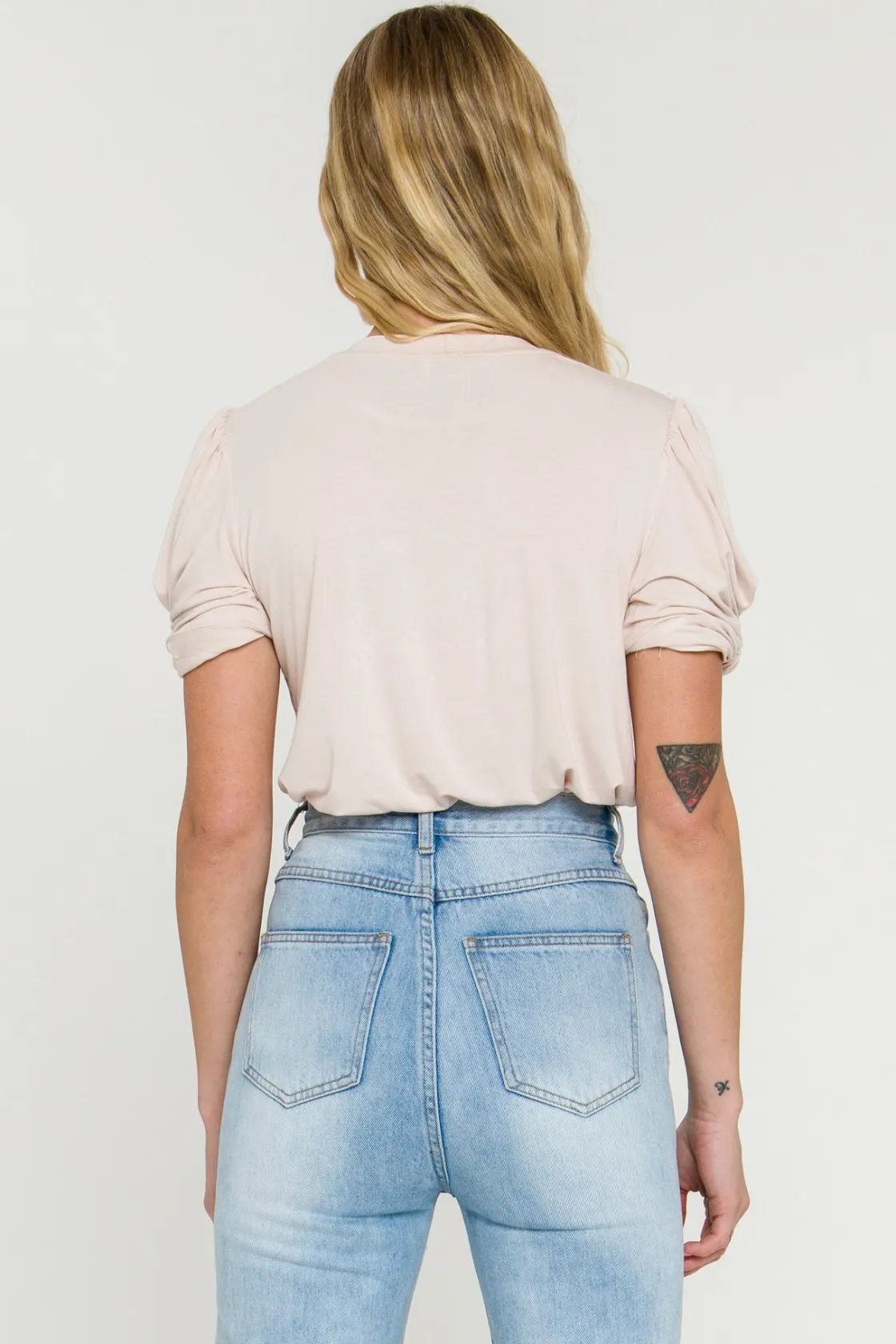 english_factory__twisted__2.webp ENGLISH FACTORY Tops*- Twisted Sleeve T-shirt