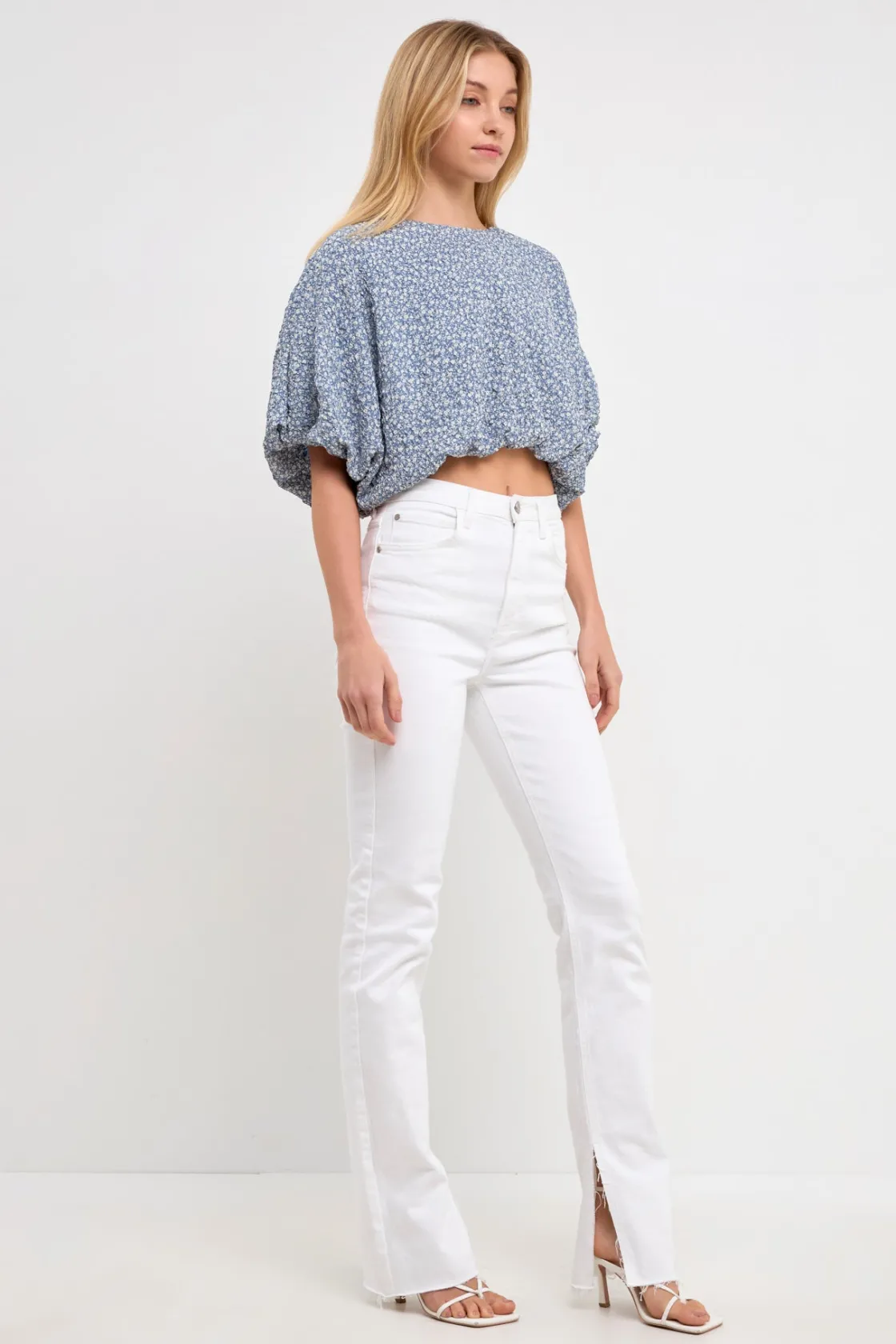 english_factory__women_wo_1-5.webp ENGLISH FACTORY Tops*- Women Woven Cropped Puff Blouse