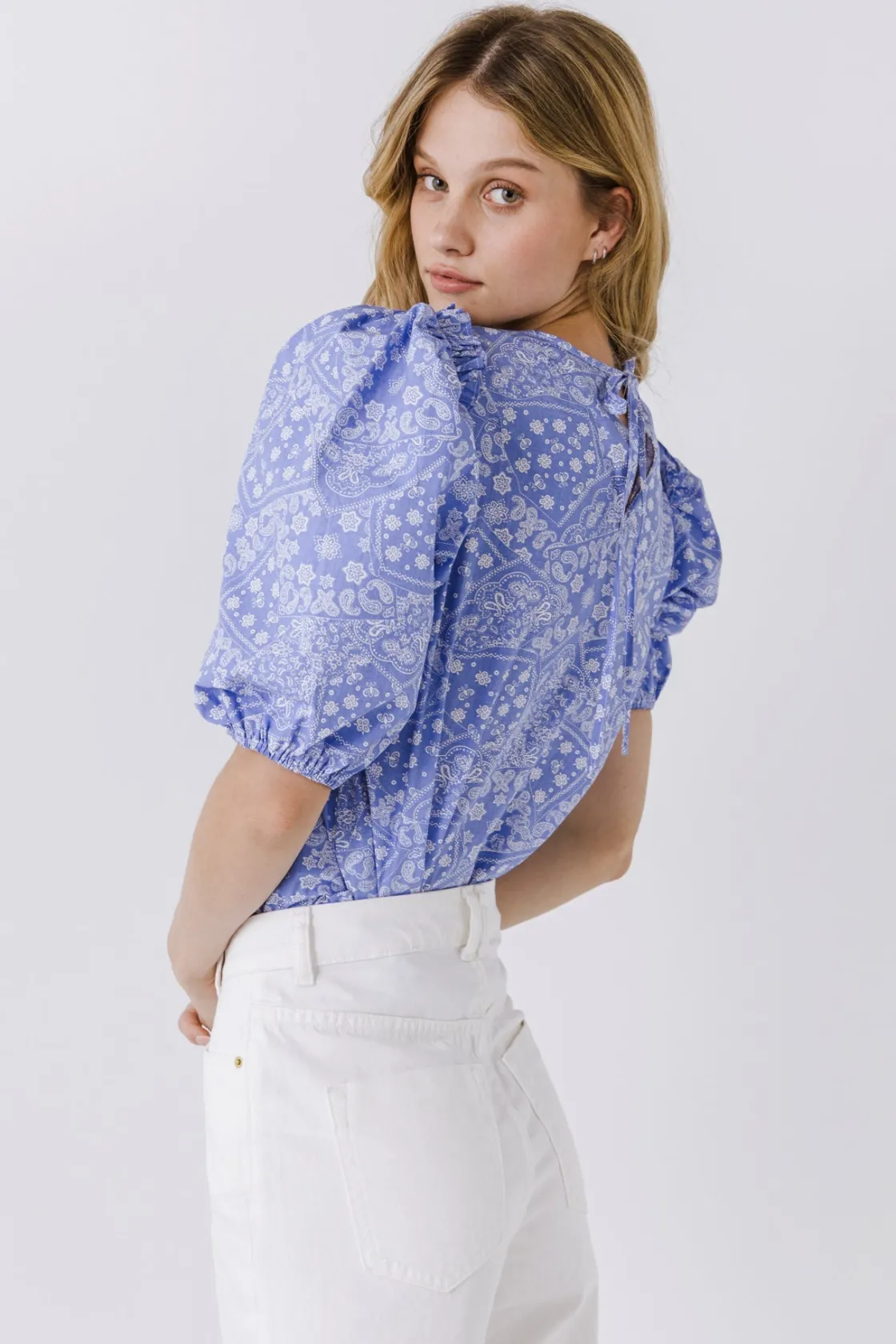 english_factory__women_wo_2-12.webp ENGLISH FACTORY Tops*- Women Woven Paisley Blouse BLUE