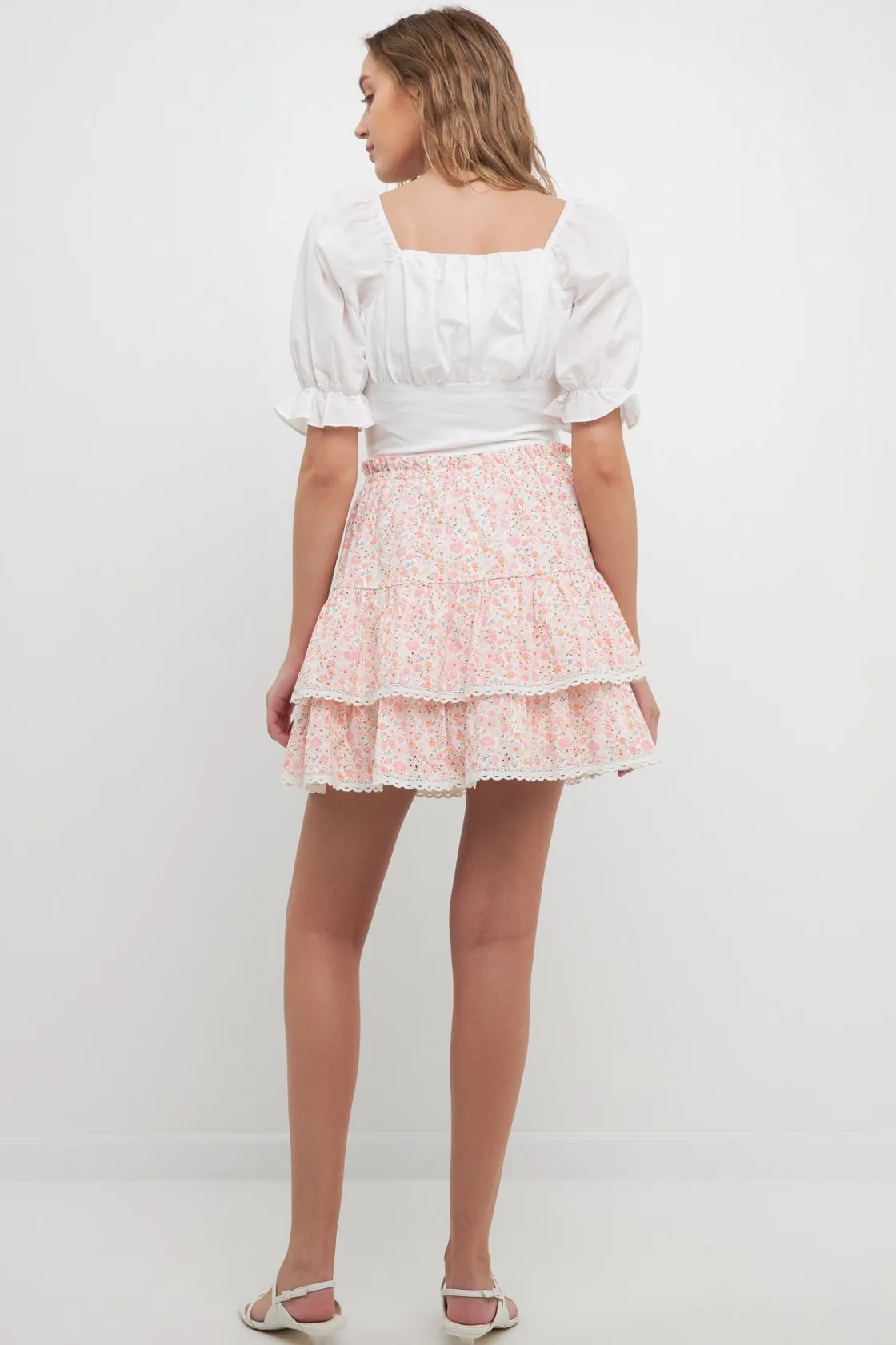 free_the_roses___button_c_2.webp FREE THE ROSES Tops*- Button Closure Puff Sleeve Top WHITE