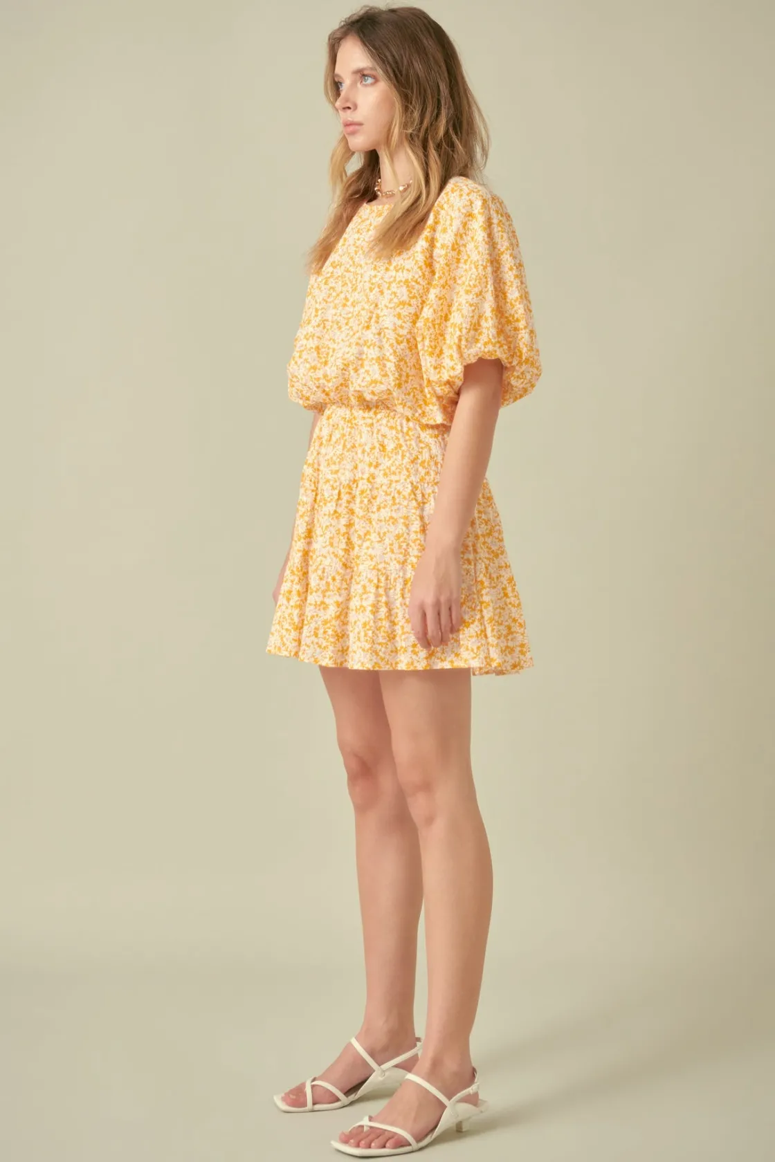 free_the_roses___crinkled_1-2.webp FREE THE ROSES Matching Sets | Tops*- Crinkled Floral Linen Blouson Top ORANGE