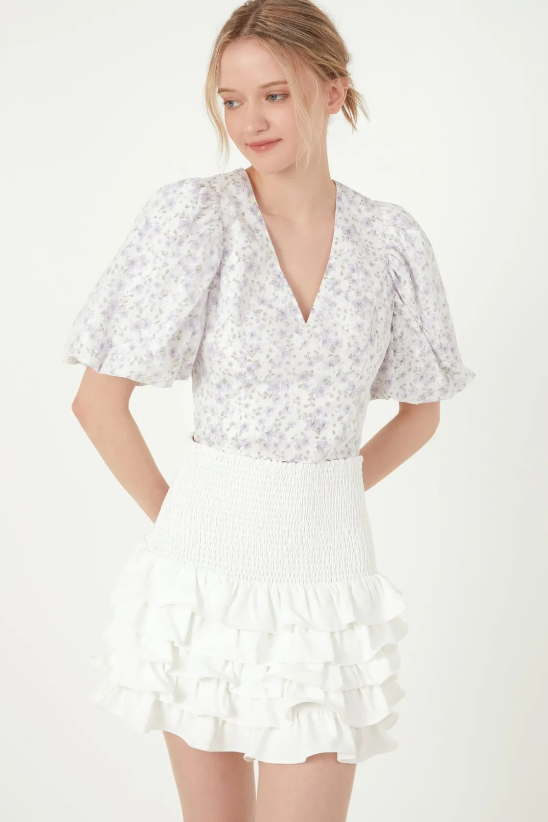 free_the_roses___floral_b_3.webp FREE THE ROSES Tops*- Floral Balloon Sleeve Top with Lace Texture PURPLE