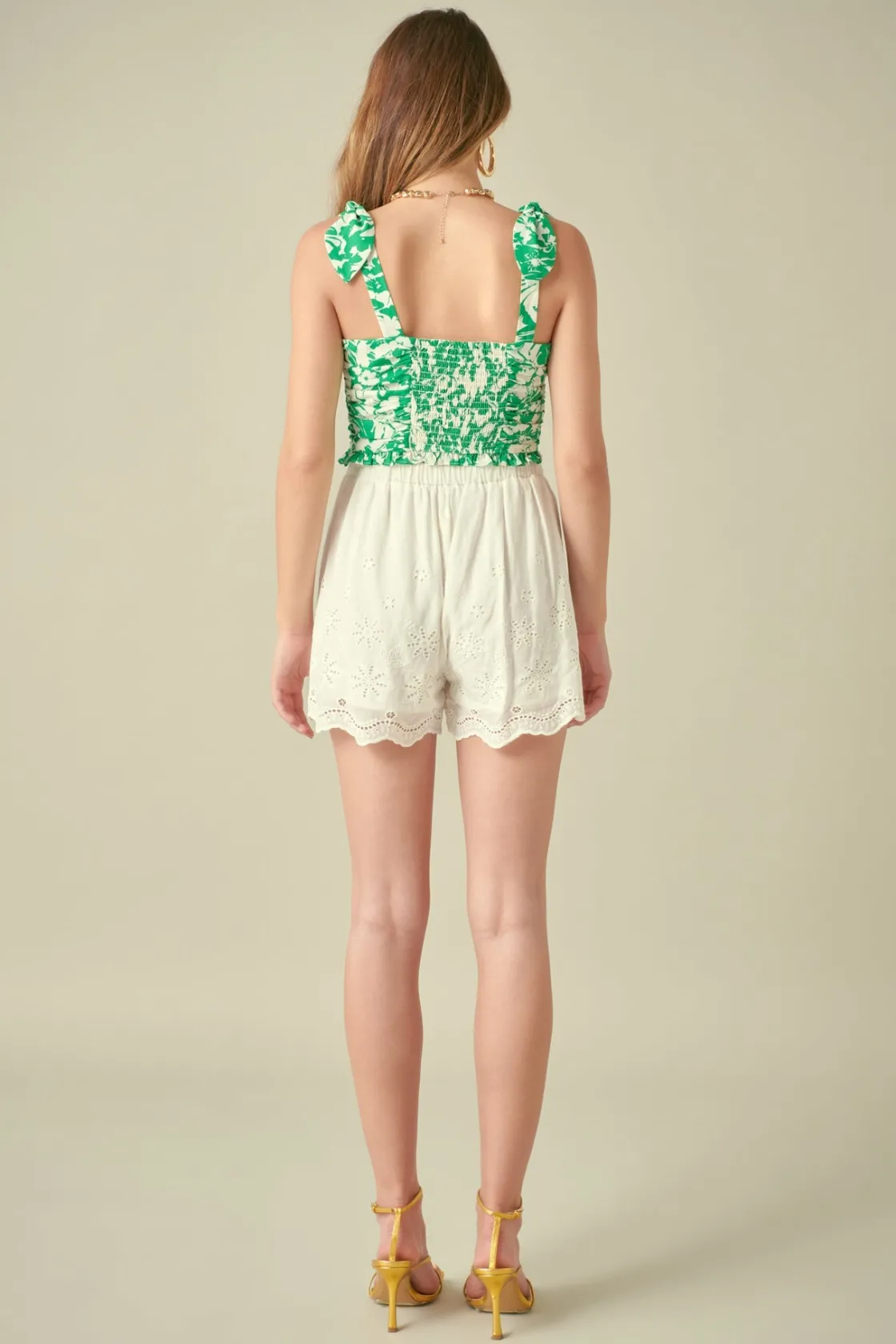 free_the_roses___floral_r_2-1.webp FREE THE ROSES Tops*- Floral Ruched Bow Tie Top GREEN
