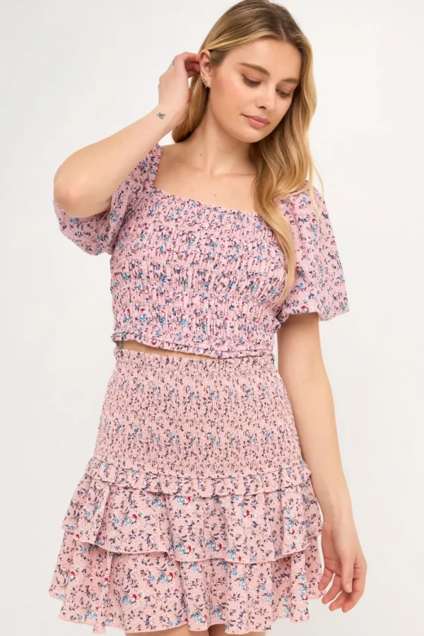 FREE THE ROSES Tops*- Puff Sleeve Smocked Floral Bandeau PINK