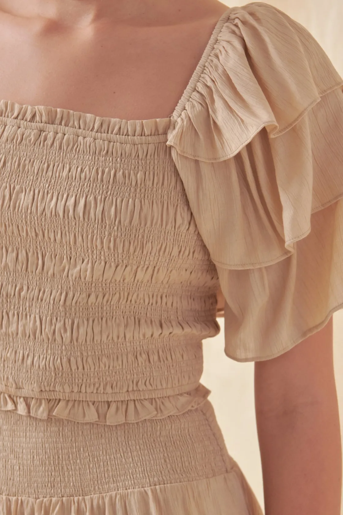 free_the_roses___smocked__0-2.webp FREE THE ROSES Tops*- Smocked Ruffled Top BEIGE