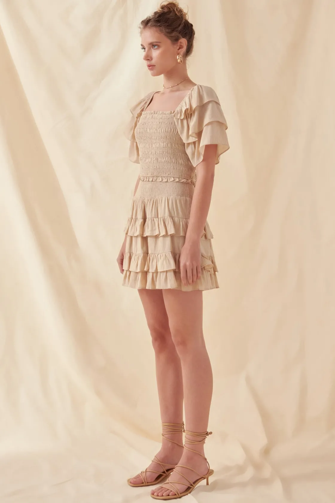 free_the_roses___smocked__1-2.webp FREE THE ROSES Tops*- Smocked Ruffled Top BEIGE