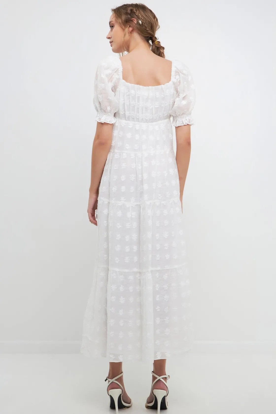 free_the_roses___sweethea_2.webp FREE THE ROSES White Dresses | Tops*- Sweetheart Tiered Short Sleeve Floral Maxi Dress WHITE