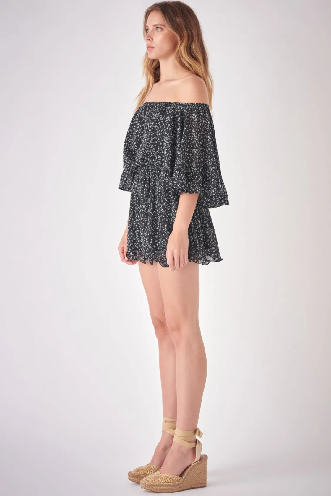 free_the_roses__flowy_dit_1.webp FREE THE ROSES Tops*- Flowy Ditsy Floral Romper