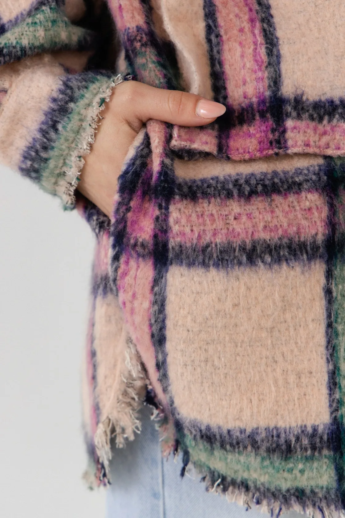 free_the_roses__oversized_5.webp FREE THE ROSES Jackets & Coats | Tops*- Oversized Plaid Coat with Raw Edges BLUSH