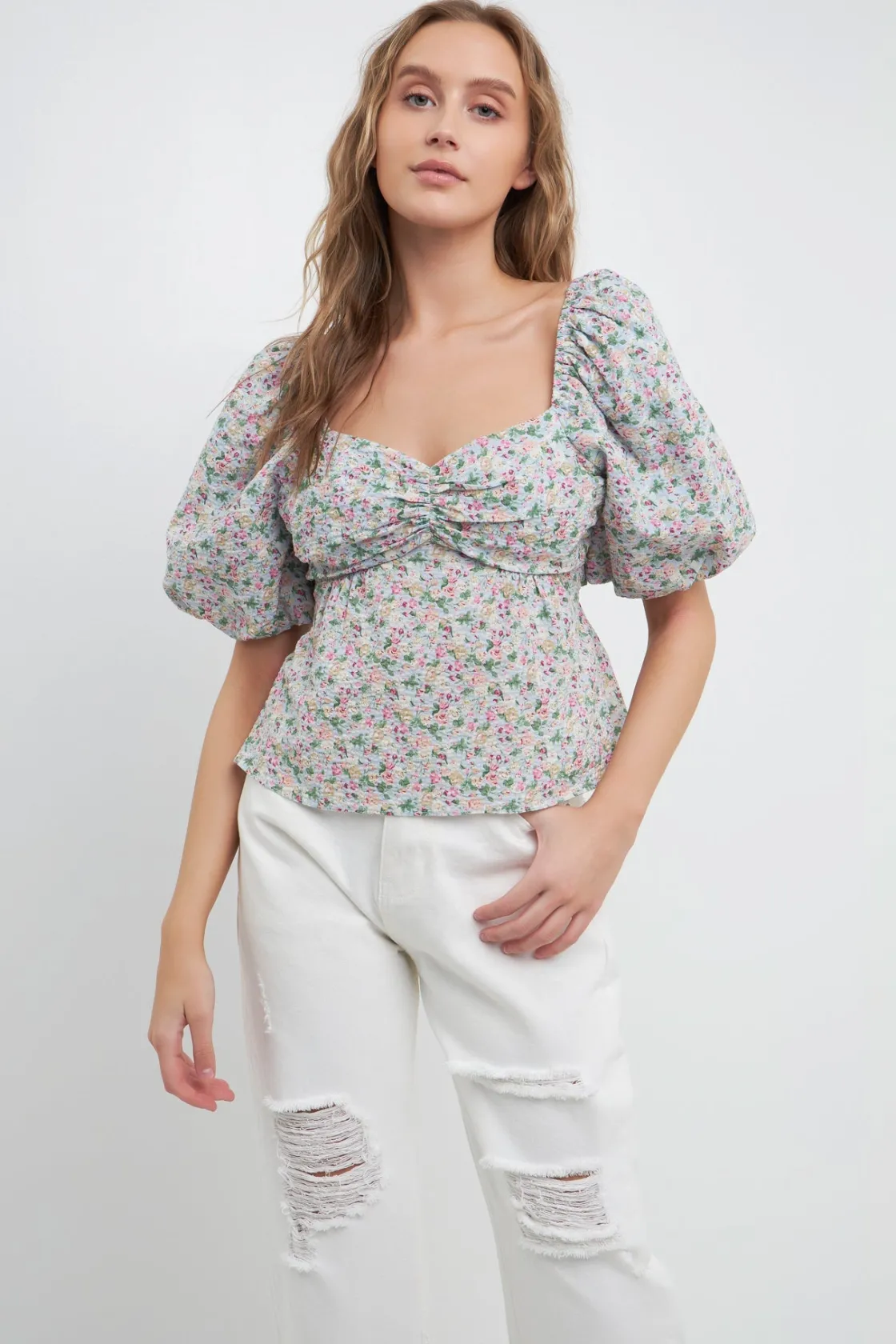 free_the_roses__sweethear_3.webp FREE THE ROSES Tops*- Sweetheart Neckline Floral Tie Back Top BLUEMULTI