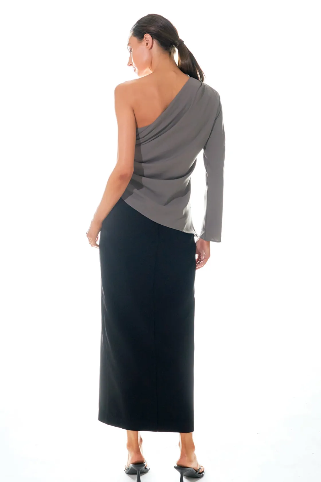 grey_lab__asymmetric_ruch_3.webp GREY LAB Tops*- Asymmetric Ruched Top