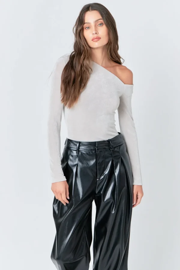 GREY LAB Tops*- Asymmetric Shoulder Top