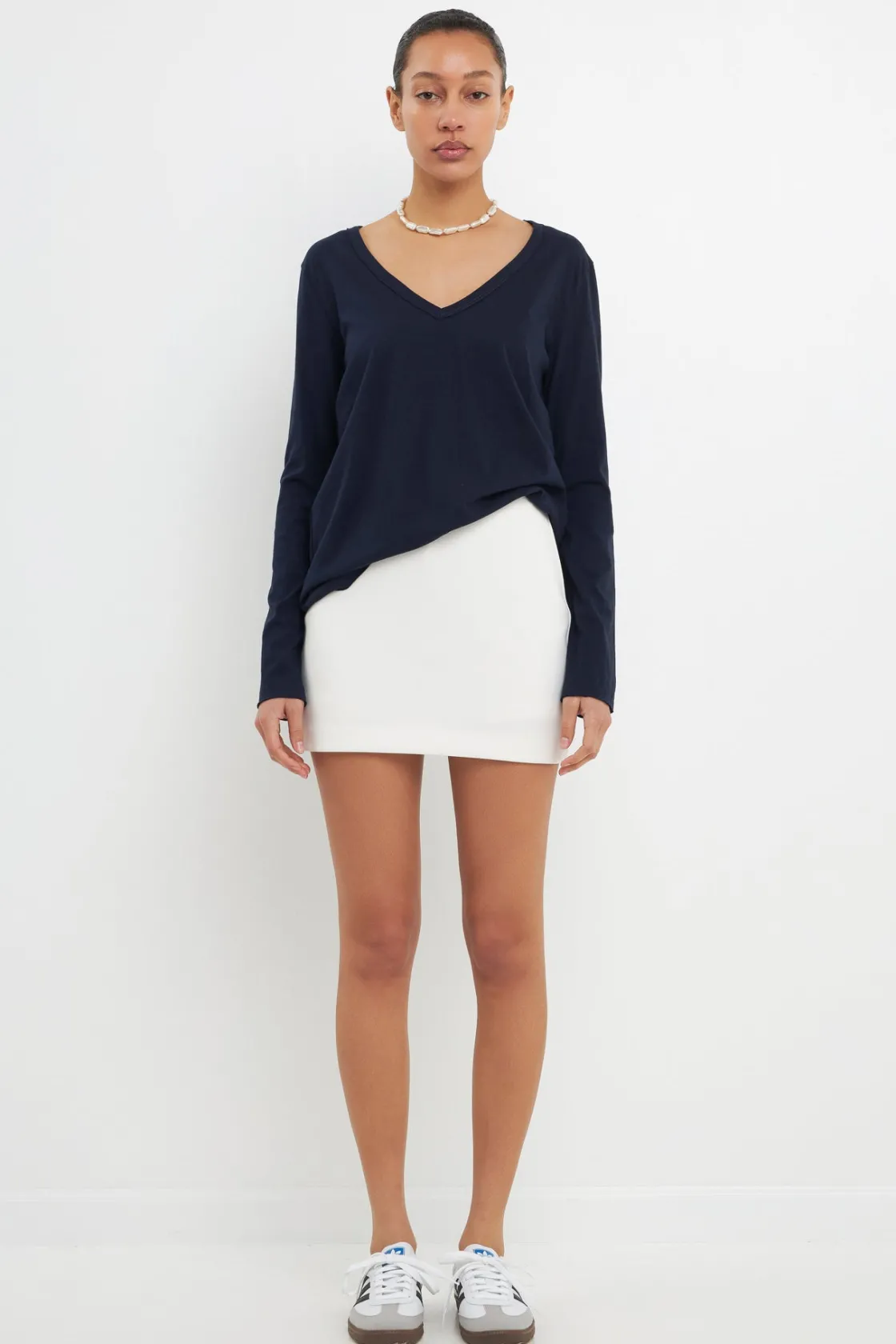 grey_lab__classic_long_sl_4.webp GREY LAB Loungewear | Tops*- Classic Long Sleeve V Neck Tee