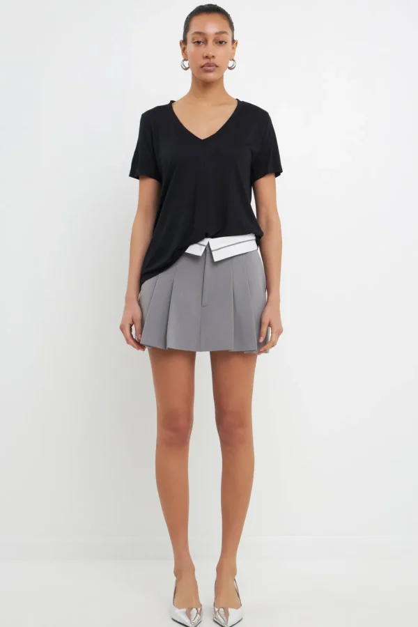 GREY LAB Tops*- Classic V-neck T-shirt