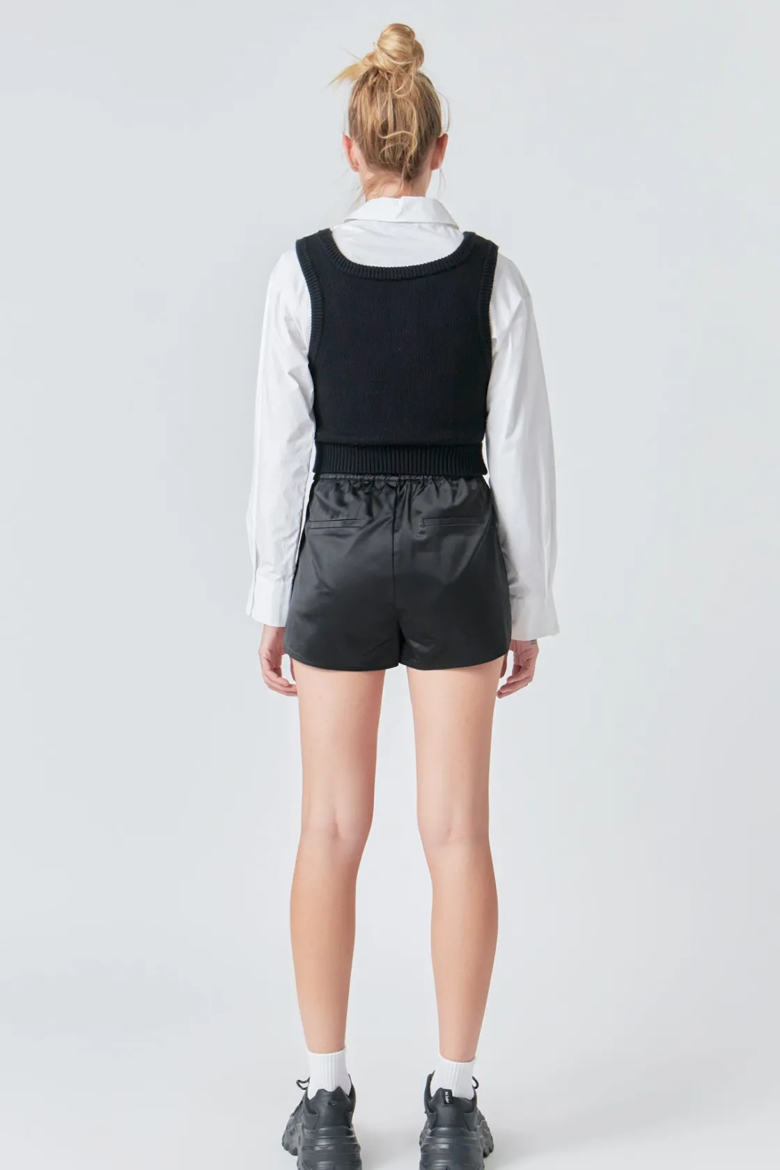 grey_lab__cropped_knit_to_3.webp GREY LAB Sweaters & Knits | Shirts & Blouses*- Cropped Knit Top Over Shirt BLACK/WHITE
