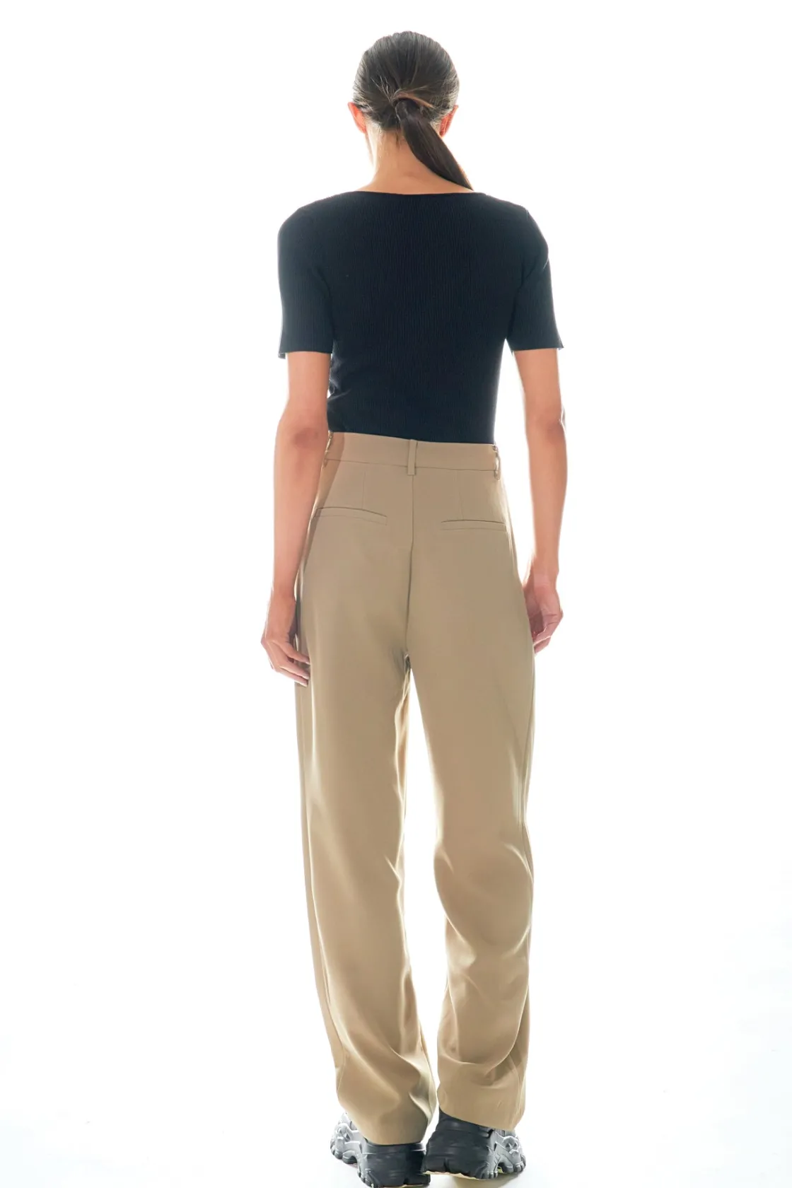 grey_lab__cutout_detail_s_3.webp GREY LAB Sweaters & Knits*- Cut-out Detail Short Sleeve Knit Top