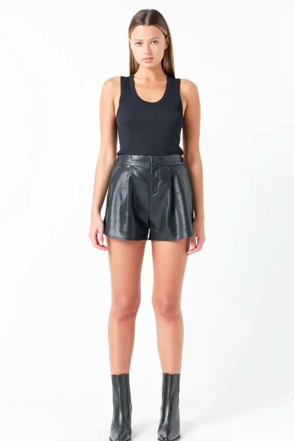 GREY LAB Shorts & Skorts | Tops*- Faux Leather Shorts with Pleated Detail