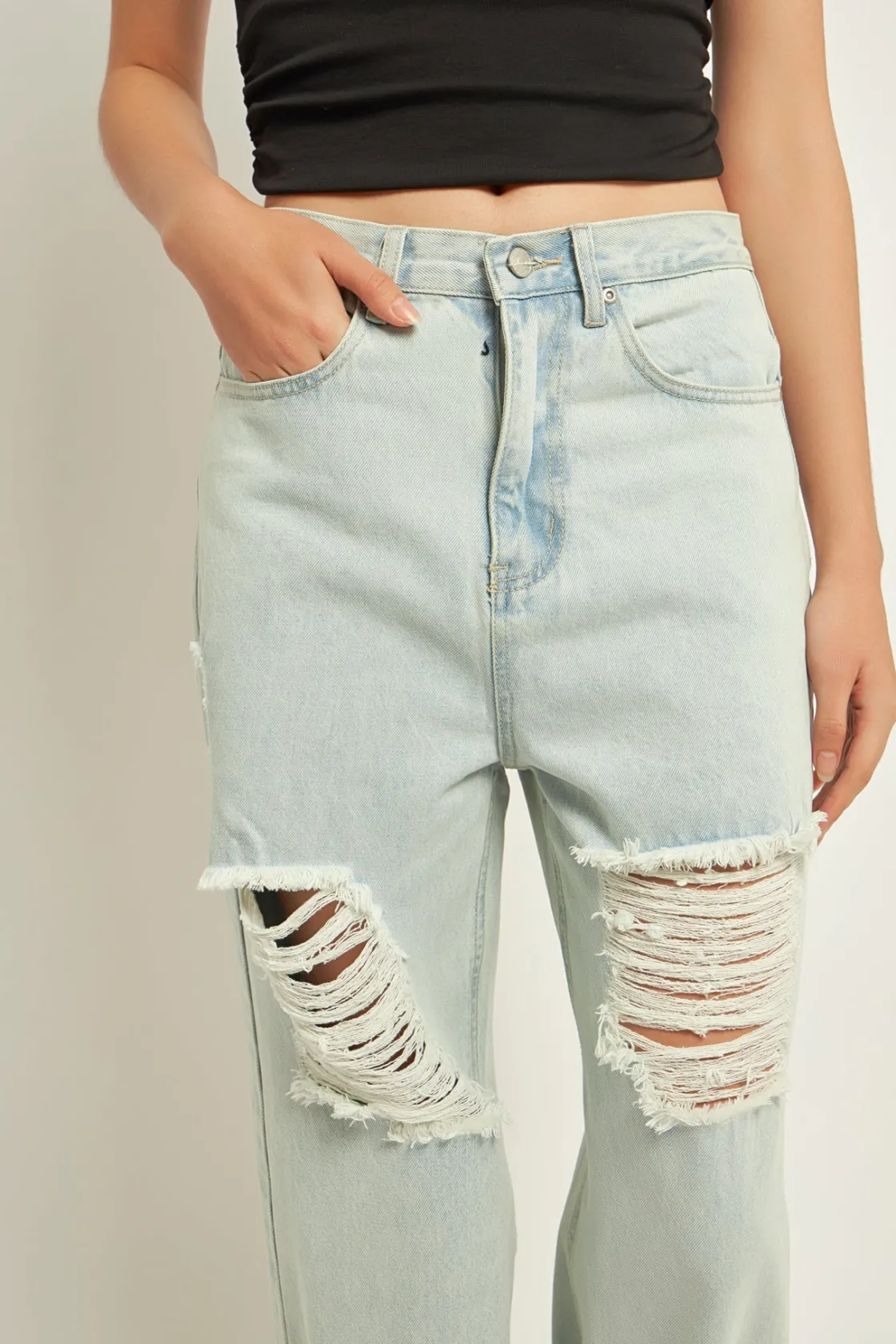 grey_lab__high_waist_dest_2.webp GREY LAB Denim | Tops*- High Waist Destroyed Jeans DENIM