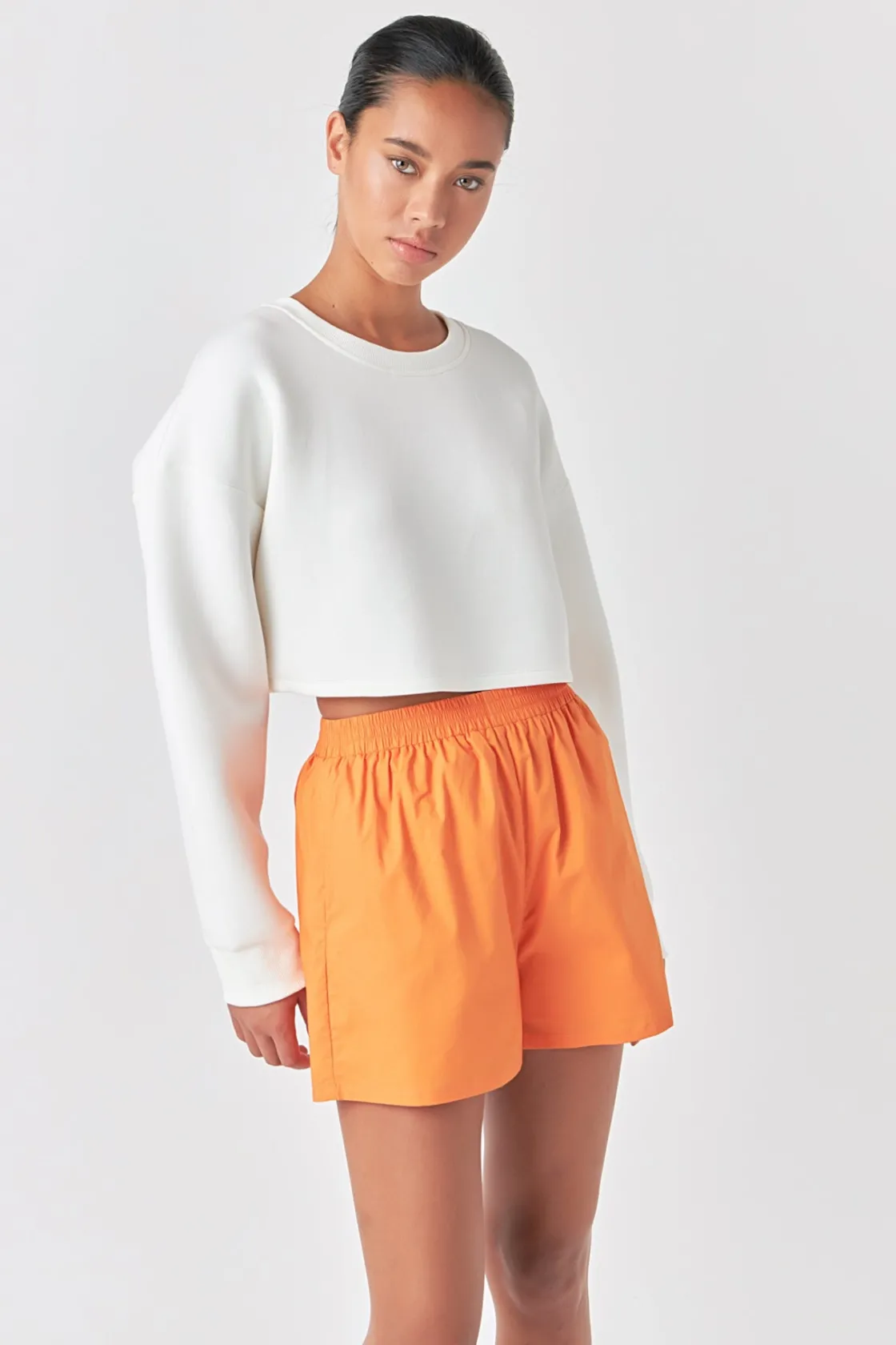 grey_lab__loungewear_crop_4.webp GREY LAB Loungewear | Matching Sets*- Loungewear Cropped Sweatshirt