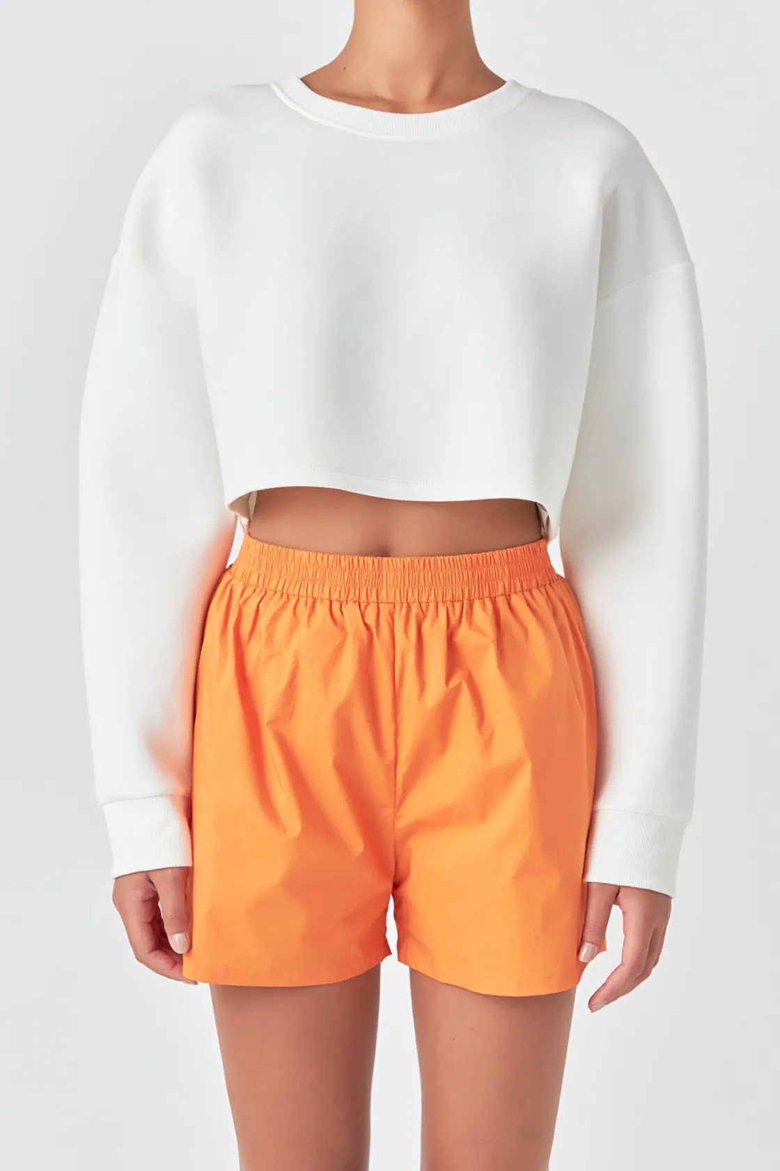 grey_lab__loungewear_crop_6.webp GREY LAB Loungewear | Matching Sets*- Loungewear Cropped Sweatshirt