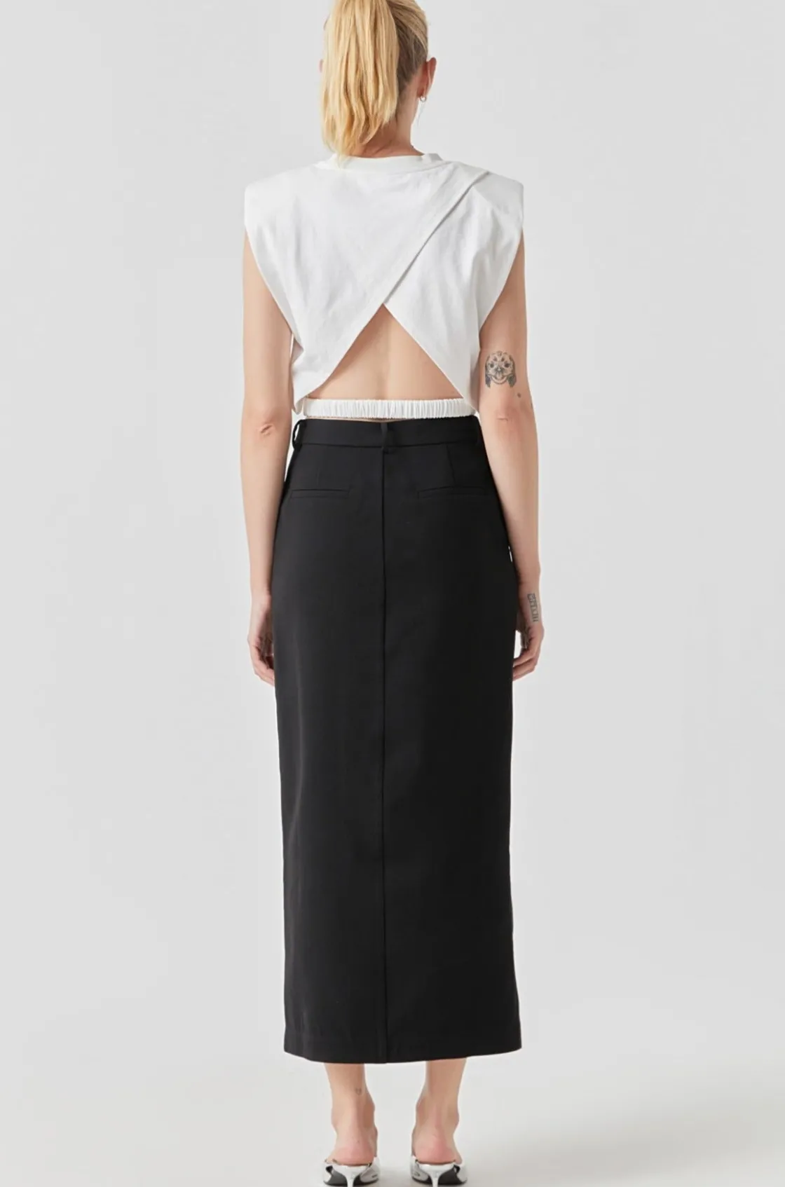 grey_lab__open_back_cropp_10.webp GREY LAB Tops*- Open Back Cropped Top