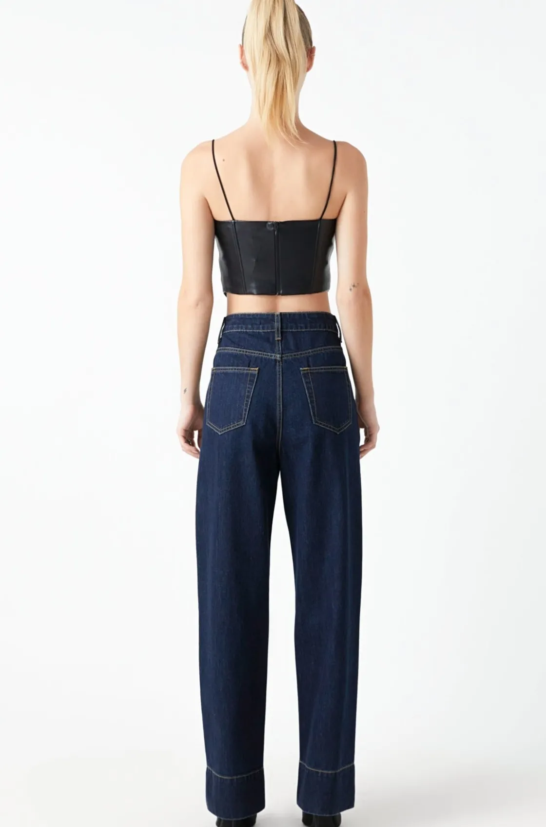 grey_lab__pu_corset_top_3.webp GREY LAB Tops*- Pu Corset Top BLACK