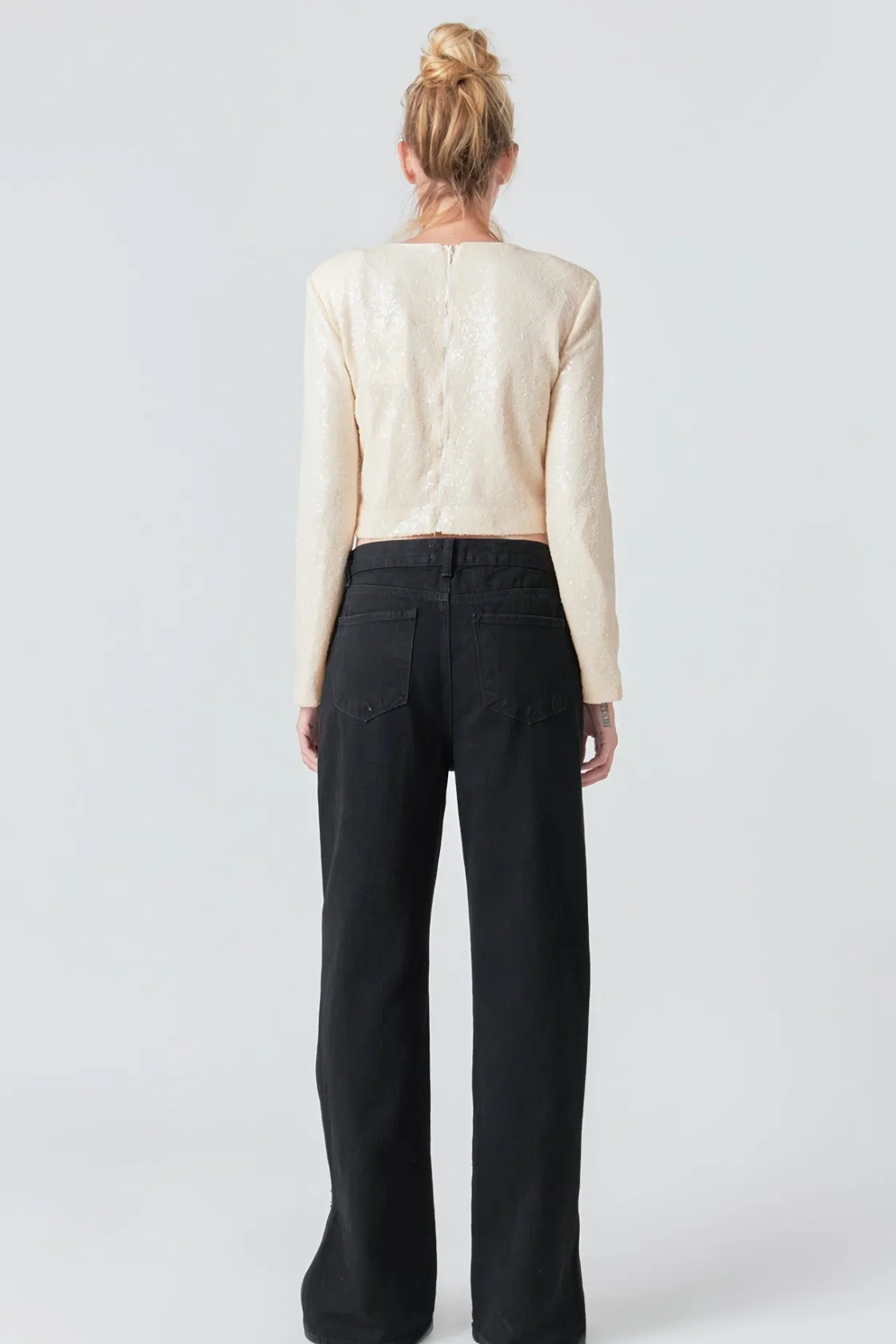 grey_lab__sequin_power_sh_3.webp GREY LAB Tops*- Sequin Power Shoulder Top LIGHTBEIGE