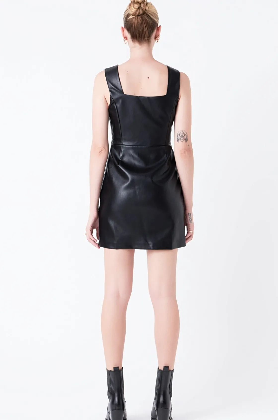 grey_lab__sweetheart_pu_m_3.webp GREY LAB Little Black Dress | Tops*- Sweetheart Pu Mini Dress BLACK
