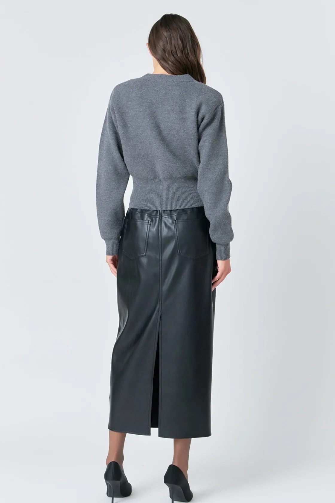 grey_lab__vneck_detailed__5.webp GREY LAB Sweaters & Knits | Tops*- V-neck Detailed Cardigan CHARCOAL